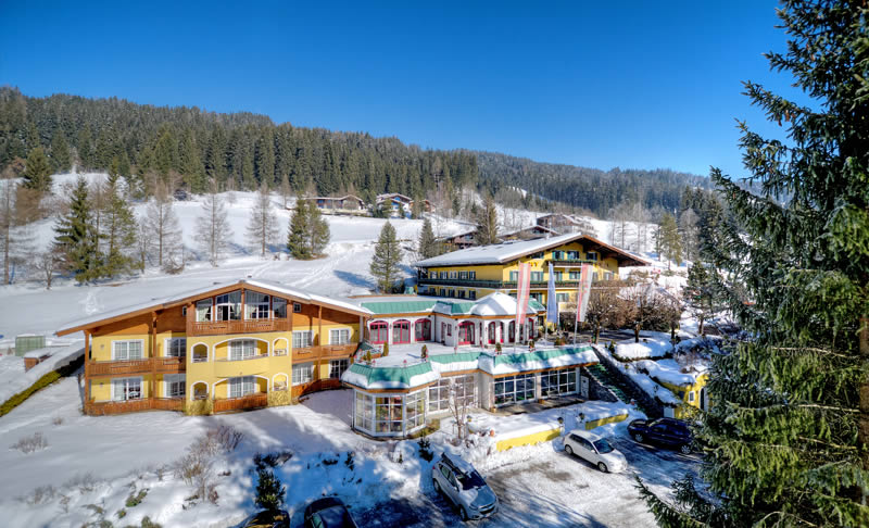 Hotel Gründlers in Radstadt in winter